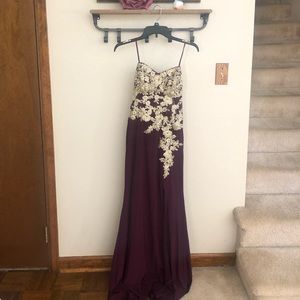 Blonde Nites Burgundy Prom Dress